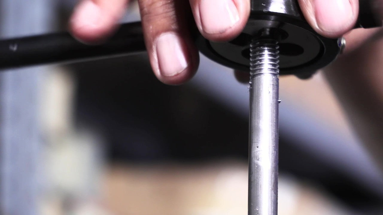 1/4"-72 UNS X 1" OD HSS Round Adjustable Die